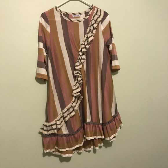 Ruffle Tunic with Pencil Skirt! - Picture 2 of 4